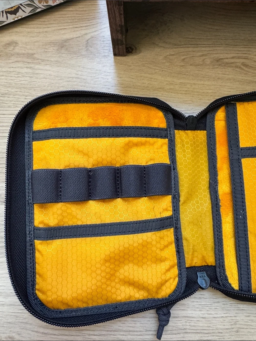 Lochby A6 Daily Folio Zippered Travel Organizer